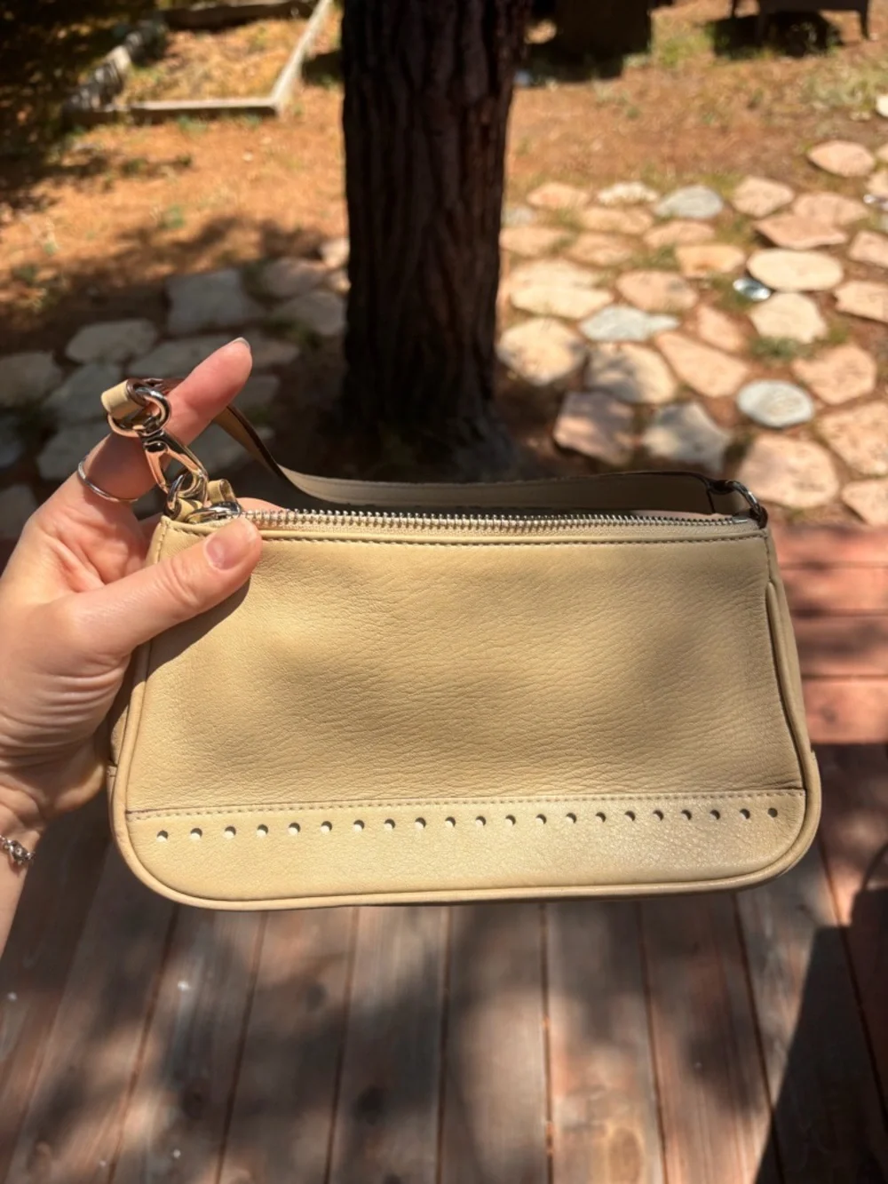 Vintage Coach bag from early 2000s - Picture 3 of 12